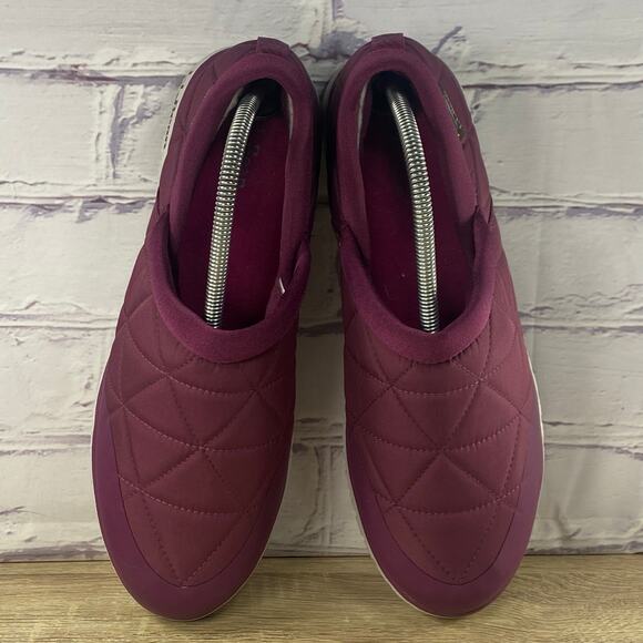 LL Bean Ultralight Purple Waterproof Slip On Shoes - Picture 6 of 8